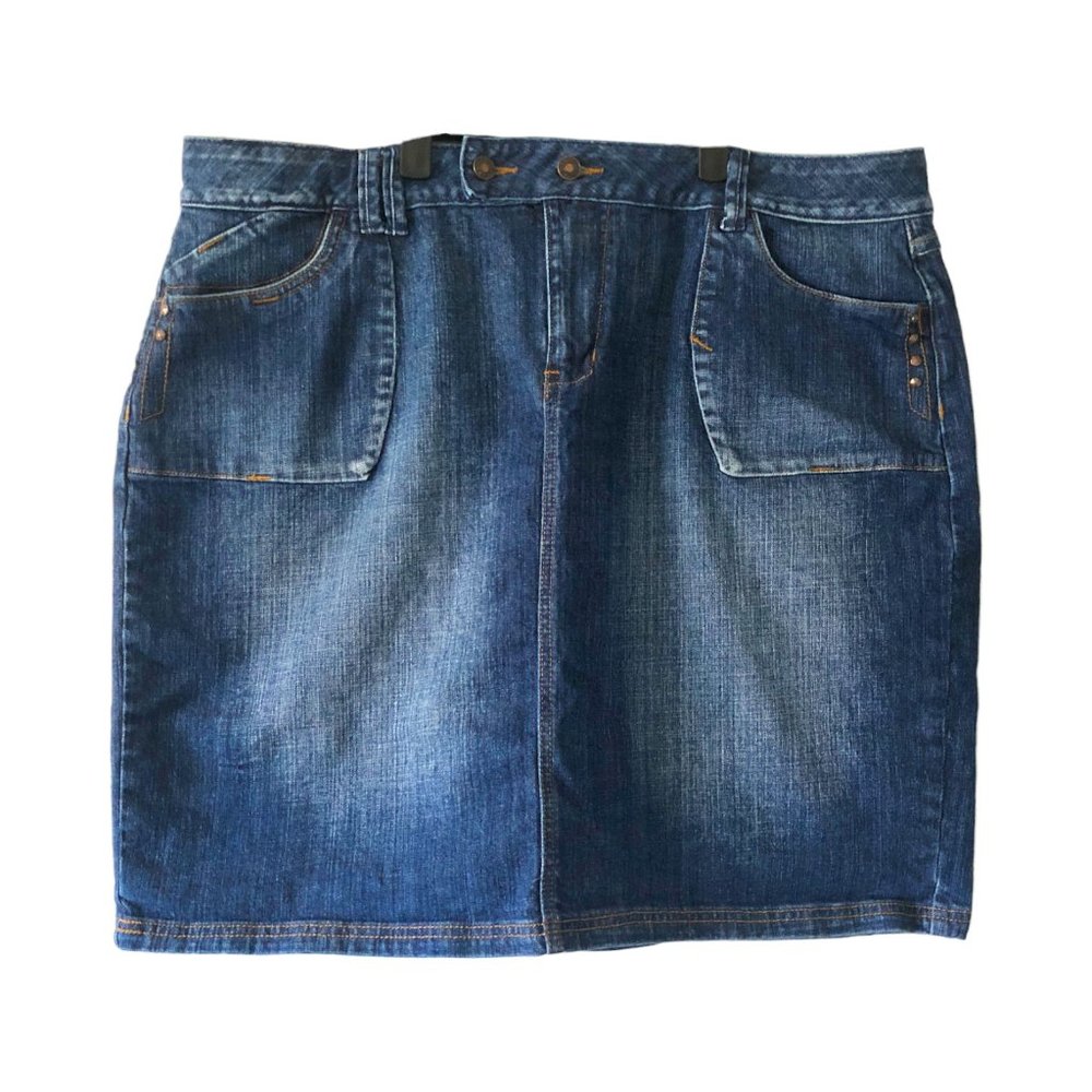 LA Blues 2000s Y2K Plus Size Studded Denim Skirt size 22